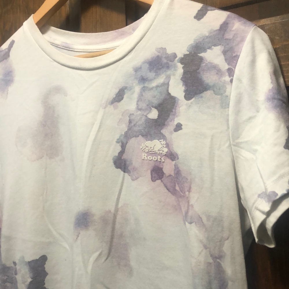 Roots tee lavender ink blot design